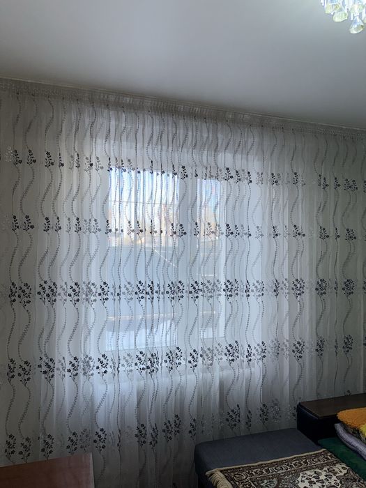 Продам шторы 2,5 на 5