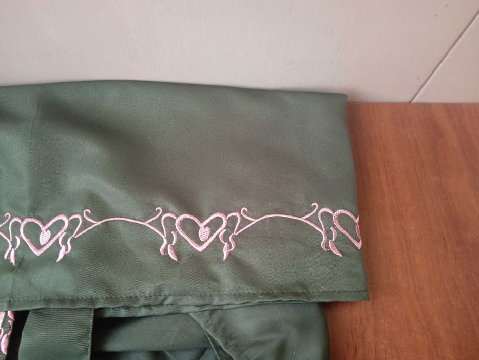 Луксозна дамска престилка (за готвене) - НОВА!