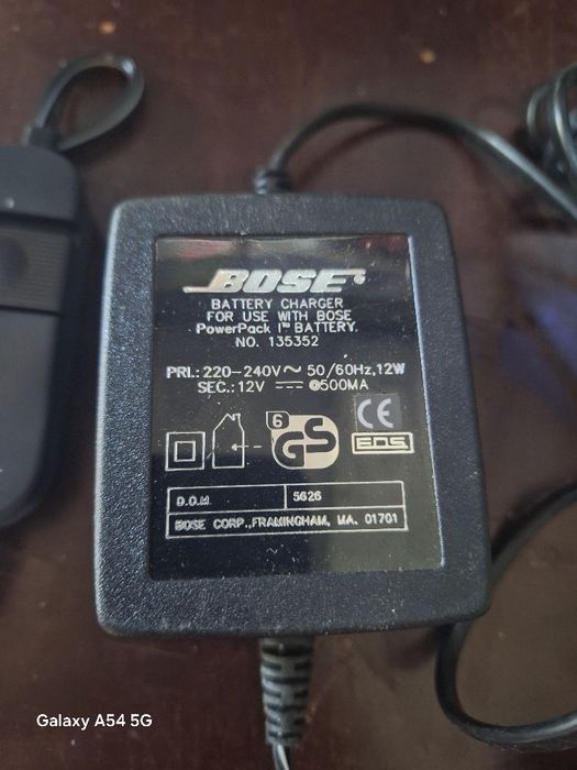 Зарядно устройство Bose