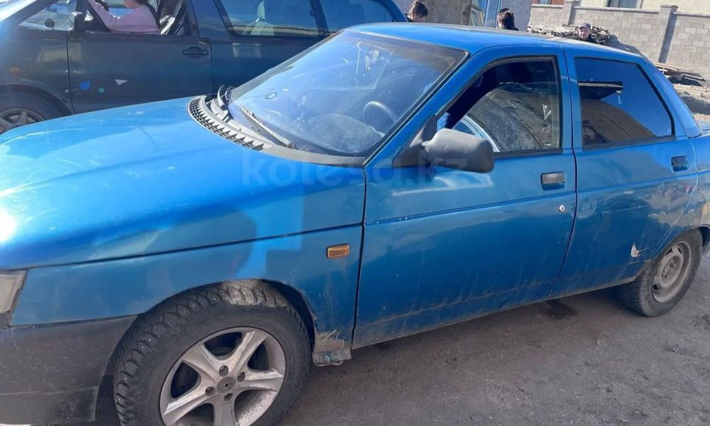 Продам машину лада 2110