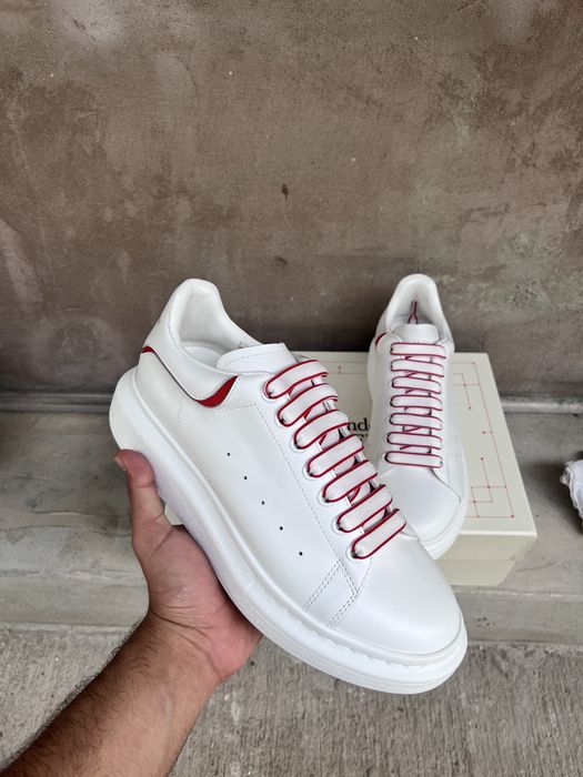 Alexander Mcqueen