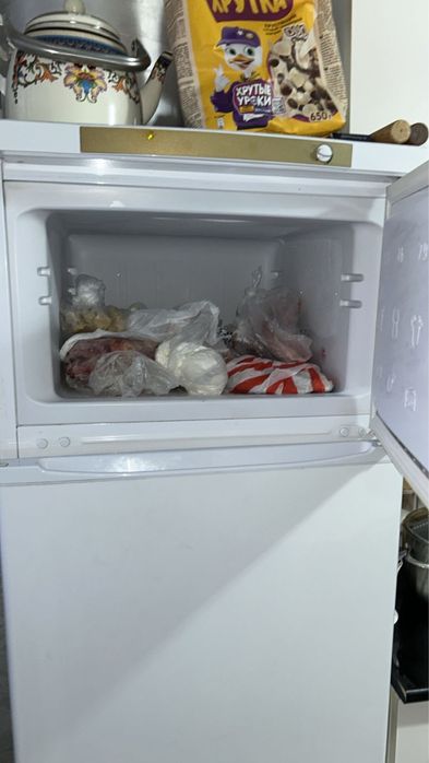 Продам  холодильник. В отличном состоянии