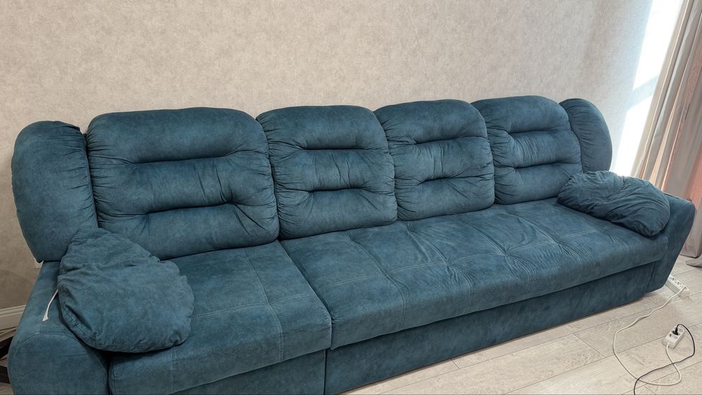 Продам диван 3,2метра