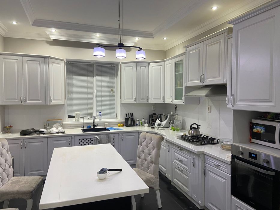 Кухонный гарнитур