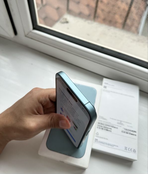 iPhone 16 Tile 128GB Sim 90%