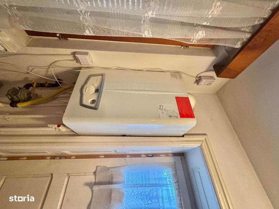Casă de vânzare  zona Str. Gheorghe Doja, 3 camere