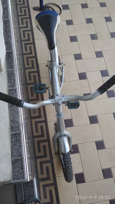 Bolalar uchun velosiped sotiladi holati zõr men õzimam minib turaman