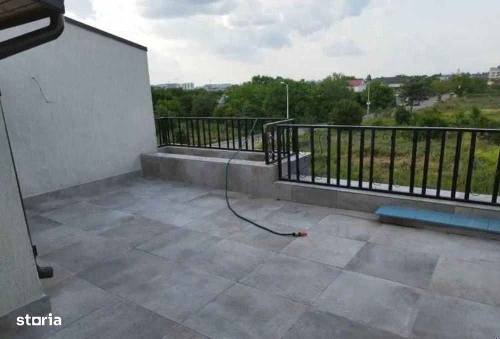 Casă P+1+Mansardă | Sector 5 – | 110 mp+ curte 45 mp | Parcare inclusă