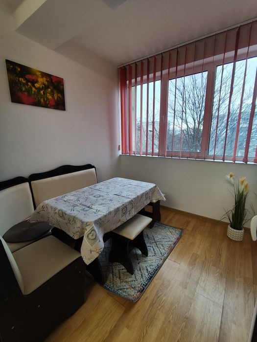 Închiriez apartament cu o cameră Mazepa1