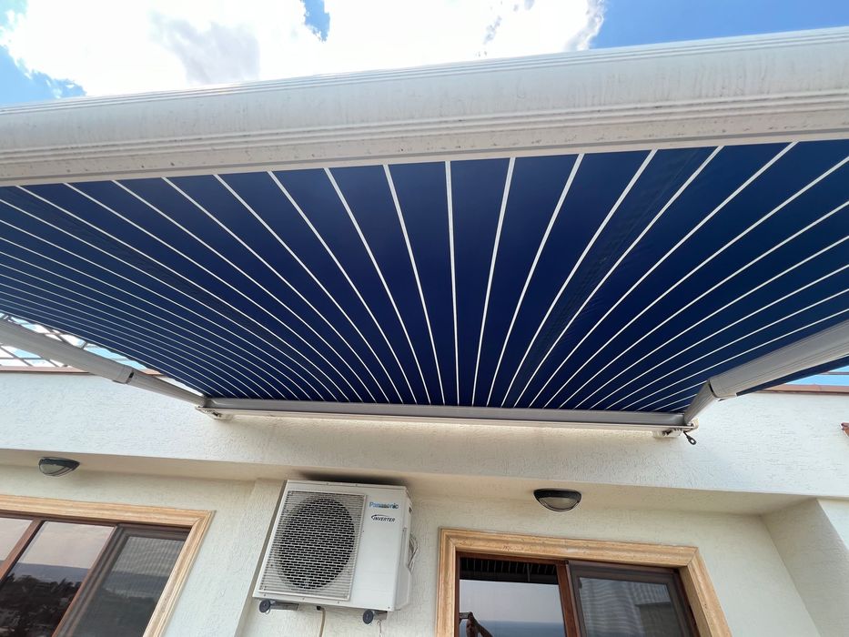 Продавам тента с чупещо рамо за тераса.