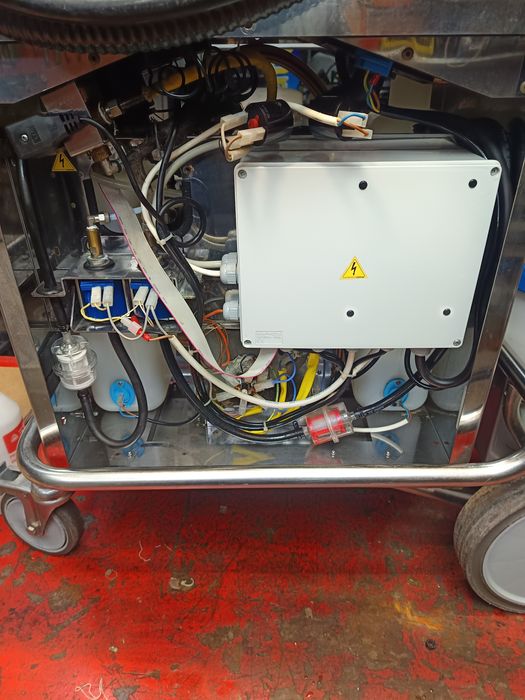 Професионален паро генератор IPC SG-50