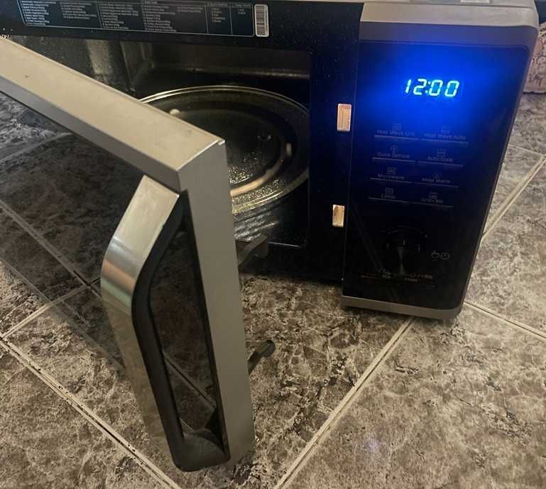 Микровълновa фурнa Samsung MG23K3575AS/OL, 23 л, 800W, Grill