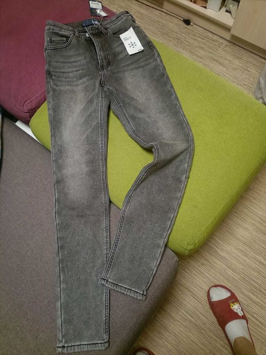 Джинсы утеплённые на девушку 40 р-р