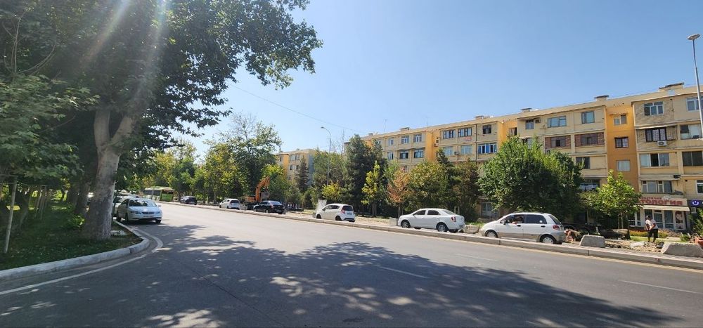 Юнусобод 8кв вдол дароги 2*3комнатная мебел техники