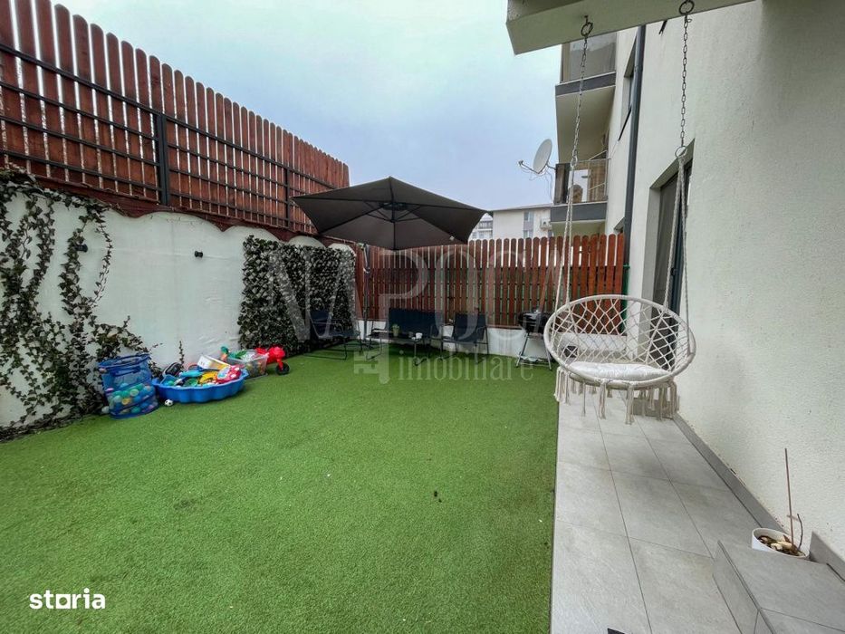 Apartament 3 camere de vanzare in Floresti