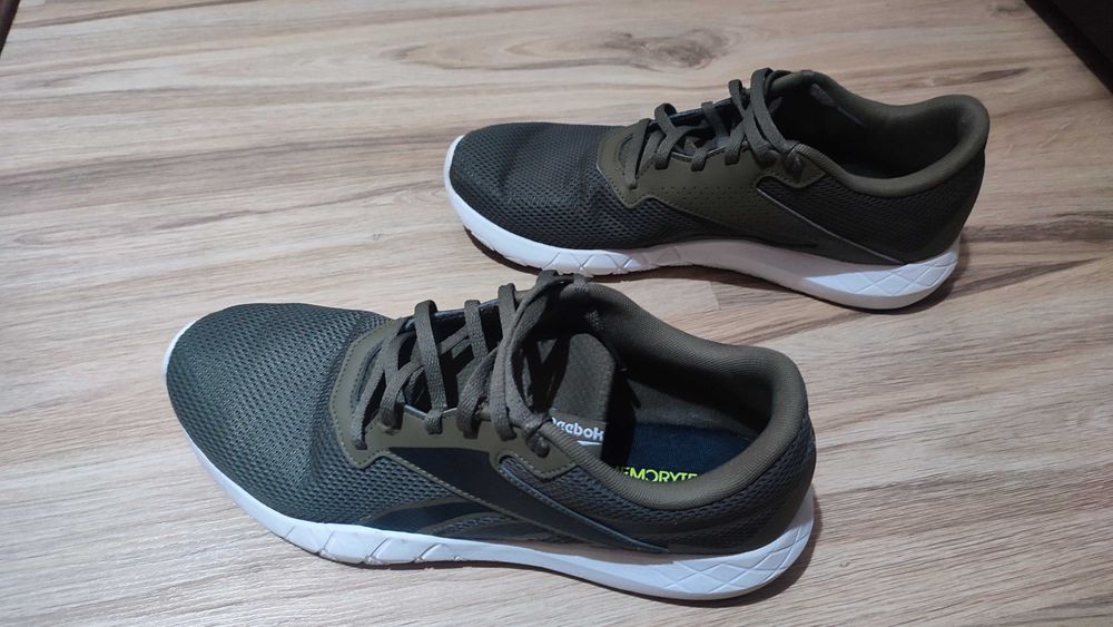 Маратонки - ползвани - 2 чифта