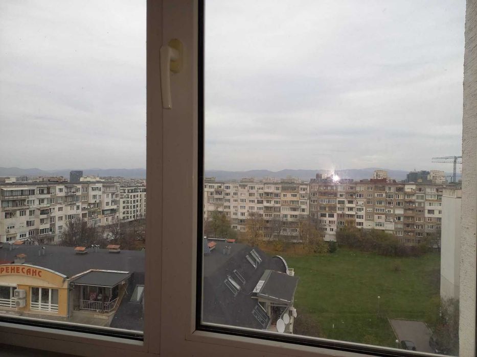 Дава се под наем Тристаен апартамент в София, Младост 1 - 105 кв.м за 860 € - Снимка #2