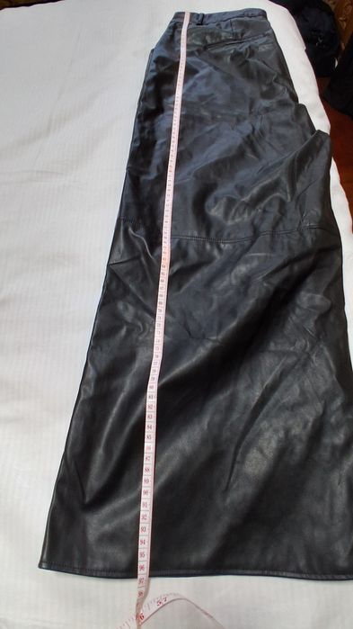 Pantaloni LC Waikiki Classic - Aspect Piele, Croi Larg (Loose Fit)mari
