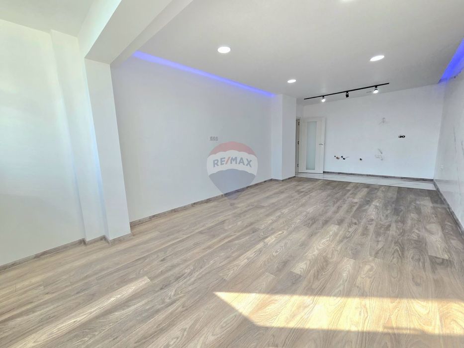 Апартамент с две спални, кв. Вл. Варненчик НК4434