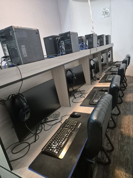 20 dona kompyuter stol stul bn sotiladi.