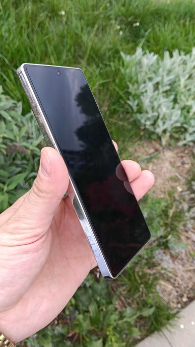 Infinix Note 40 Impecabil