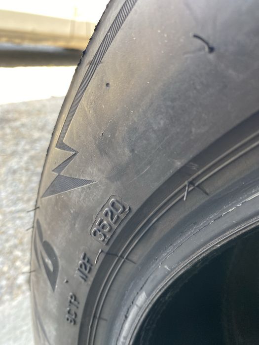 205/60/17 Зимни Бриджстоун