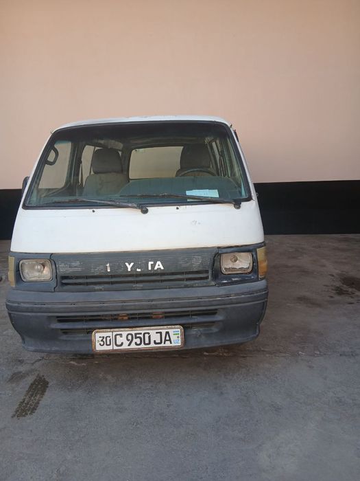 Tayota xays sotiladi