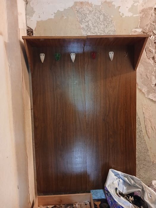 Отдам бесплатно прихожку