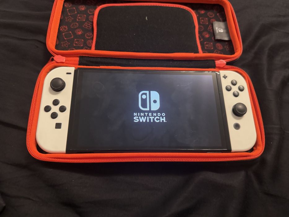 Nintendo switch Oled in stare perfecta