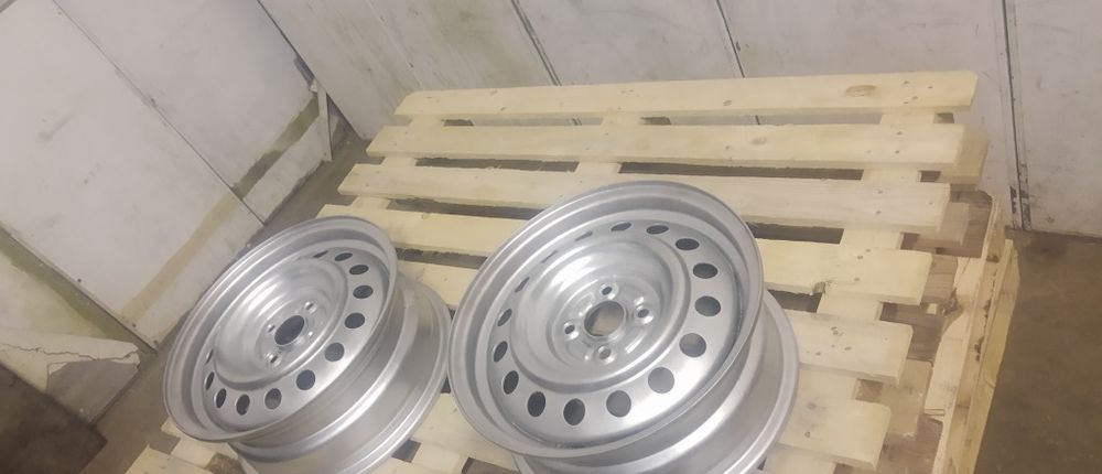 Джанти  2 бр.заТойота Корола 15