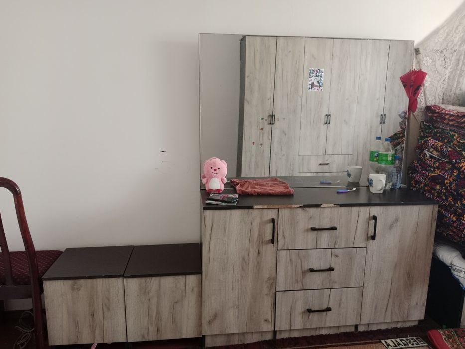 Spalniy komplekt satiladi