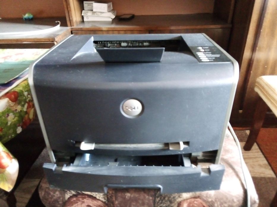 Лазарен принтер 1700 dell