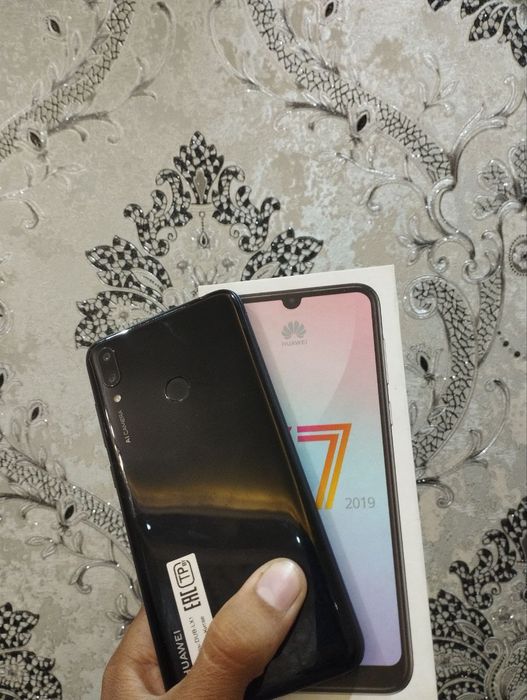 Huawei Y7 ideal usta kormagan