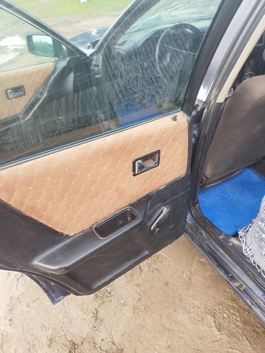 Продам Ауди 80 б3