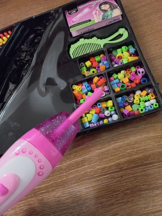 Набор для девочек для плетения косичек с бусинами