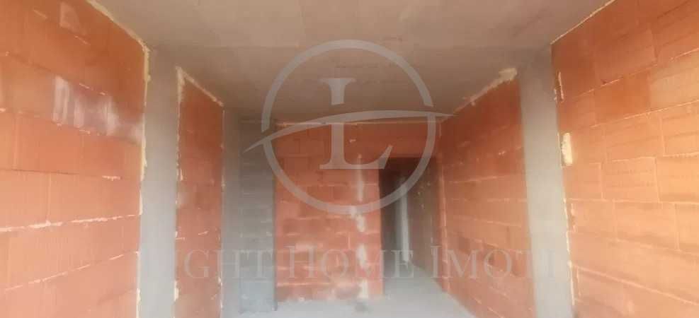 Продава се Едностаен апартамент в Пловдив, Кючук Париж - 42 кв.м за 1372 €/кв.м - Снимка #1