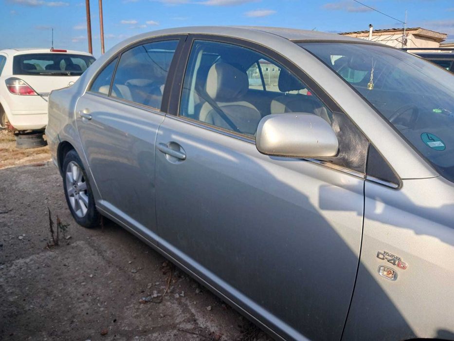 Vand pt. piese de schimb Toyota Avensis II 2.0 D-4Diesel (116 CP) 2004