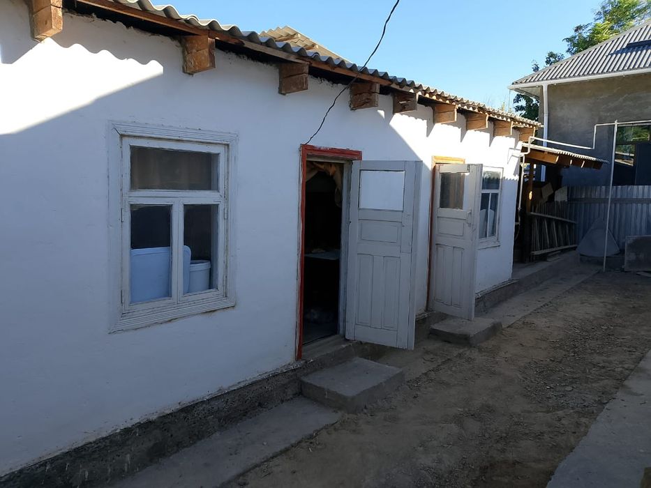 Продам дом в городе Жетысай в центре