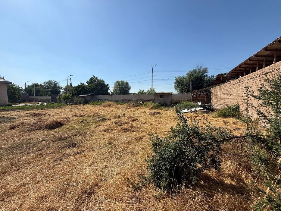 Продаётся земельный с большим фасадом первая линия , Кибрайский район