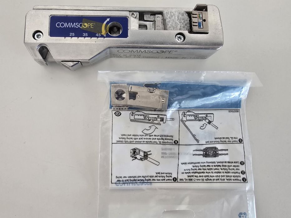 Cleste mufare profesional CommScope Systimax – Unealtă sertizare rapidă RJ45 Keystone