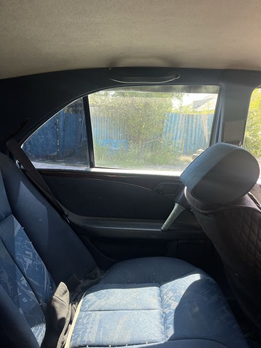 Продам W210 есть все