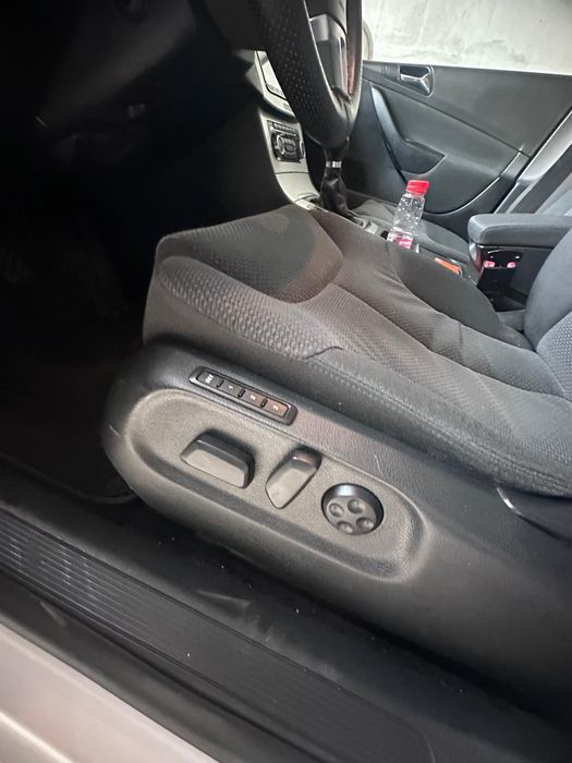Volkswagen Passat B6 R-Line 4Motion – 2.0 TDI 140 CP – Manuală – 2010