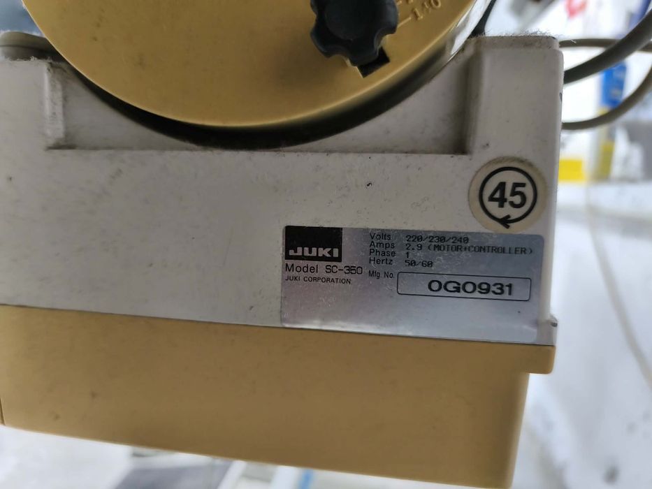 Професионална едноиглова права шевна машина Juki