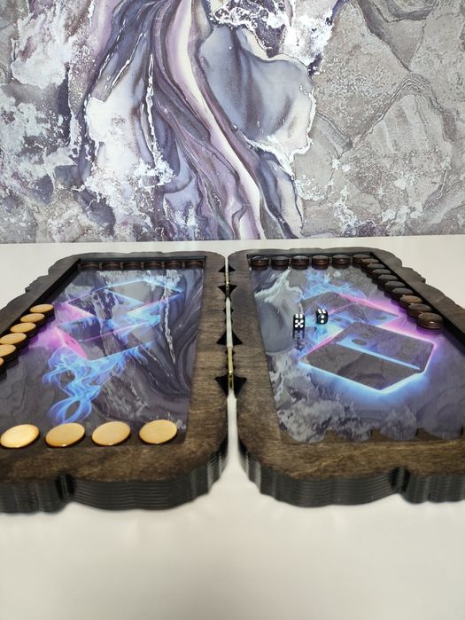 Нарды. Ручная работа. Внутри стекло