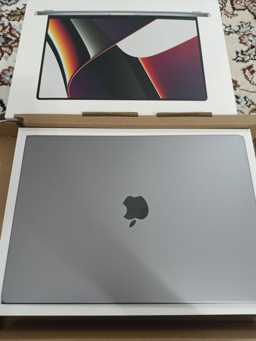 MacBook Pro 2021, M1 Pro, 16.2”, 32/512 GB,