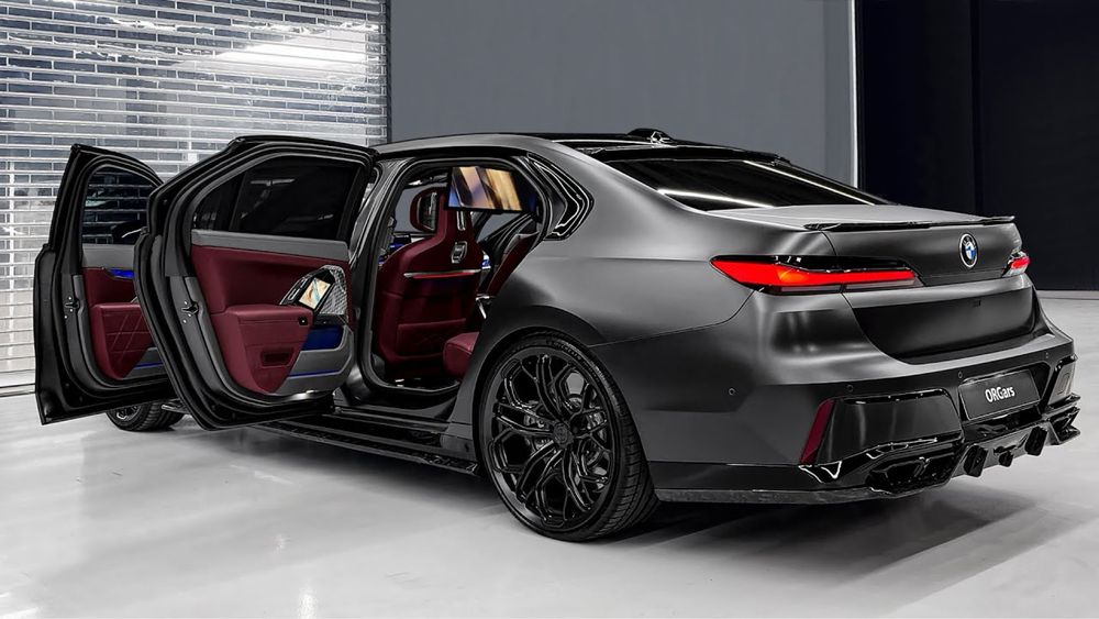 Продам свою Bmw 760i Black Mat. 4,4  мотор