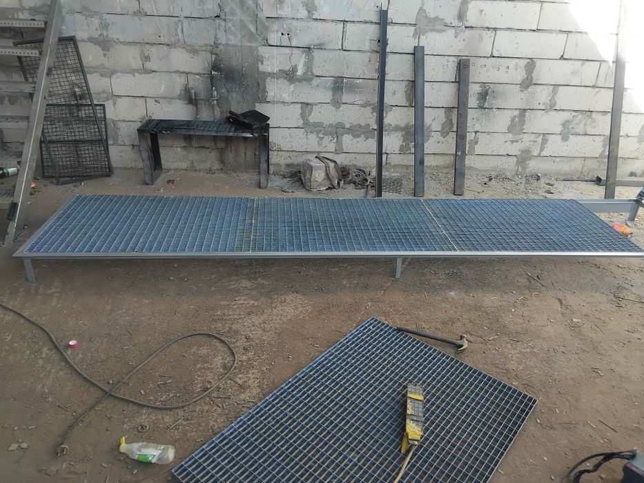 Platforma zincate galvanizate