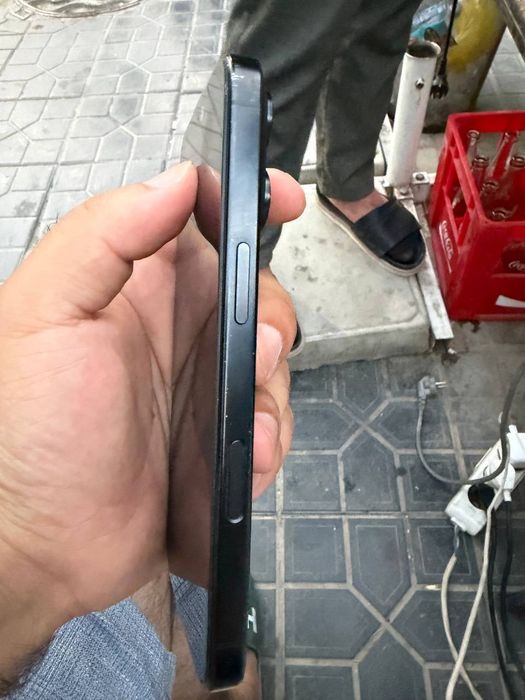 Срочно! Продается Iphone 16 pro 256gb, ёмкость 92%