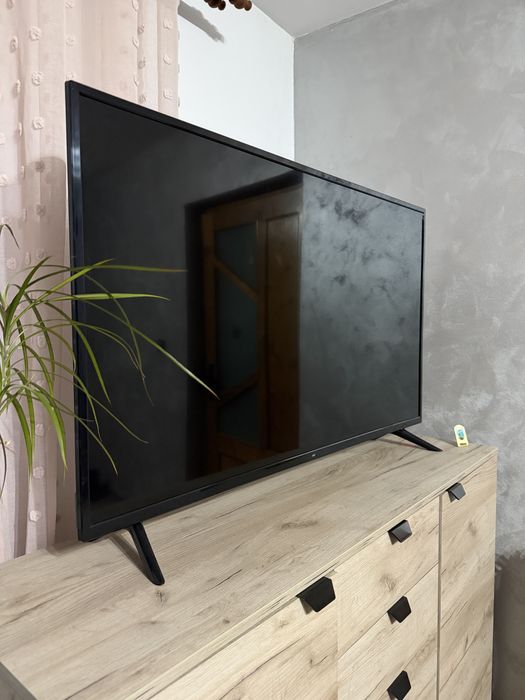 TV Smart Nei 126 cm