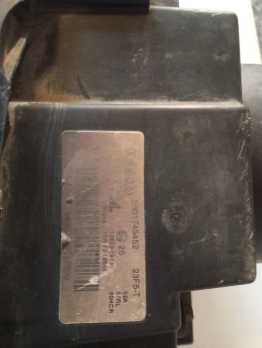 Фара правая Iveco Stralis